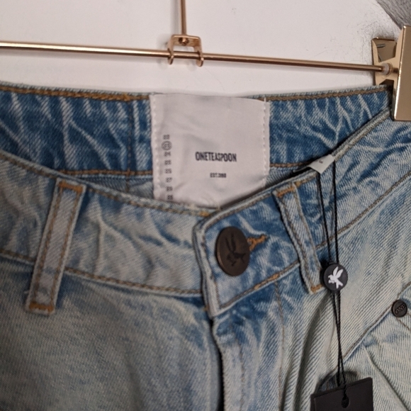 ONE TEASPOON Light Wash Kansas High Rise 80s Street Walker Short NEW Size 23 - Picture 3 of 8